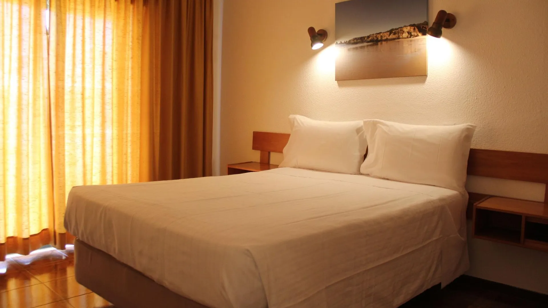 Hotel Alcaide Portimão Portogallo